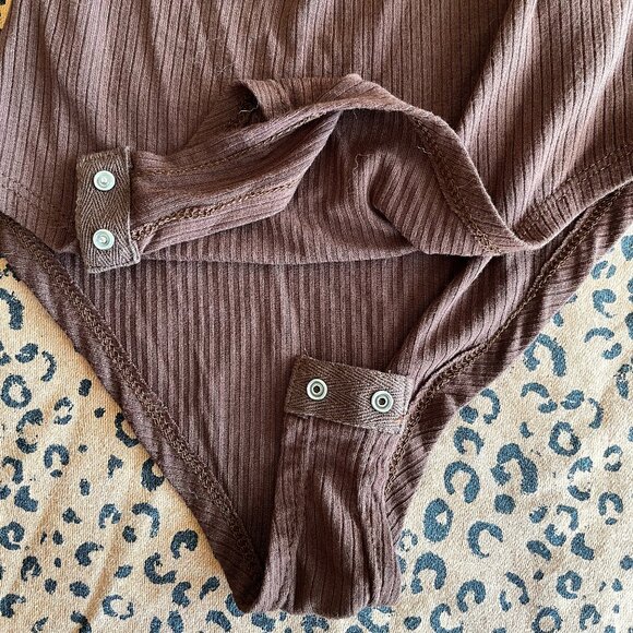 Forever 21 brown ribbed bodysuit - Picture 5 of 7